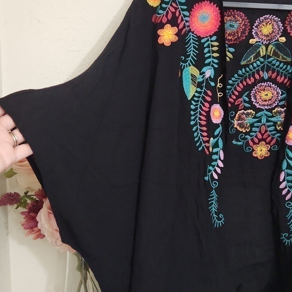 Umgee S/M Kimono Floral Embroidered Duster cardigan Boho lagenlook - Picture 2 of 10
